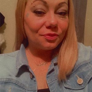 Meet your Posher, Vickie